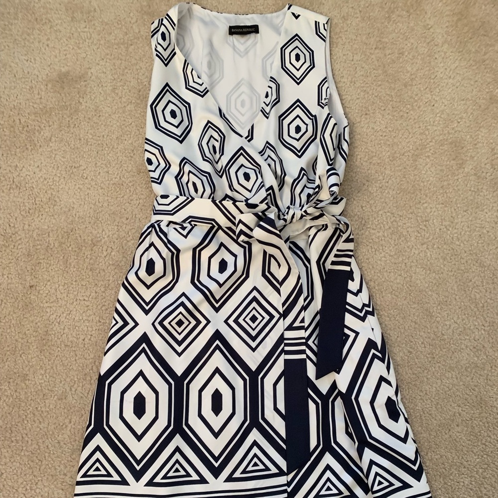 Banana Republic Blue & White Dress! Size 6!